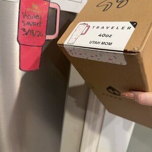 HydroJug Utah Mom Traveler 40oz Tumbler